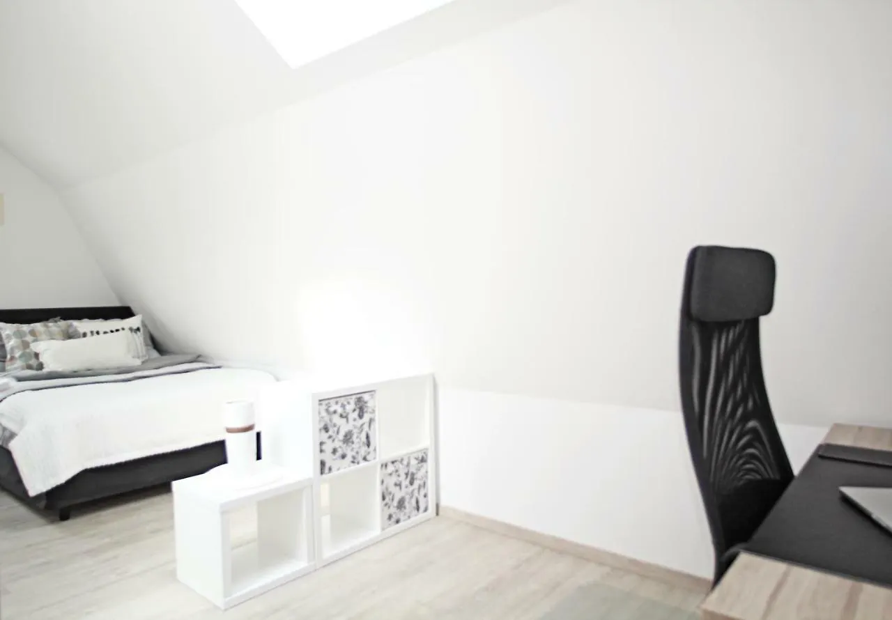 Boardinghouse Gaimersheim Apartment